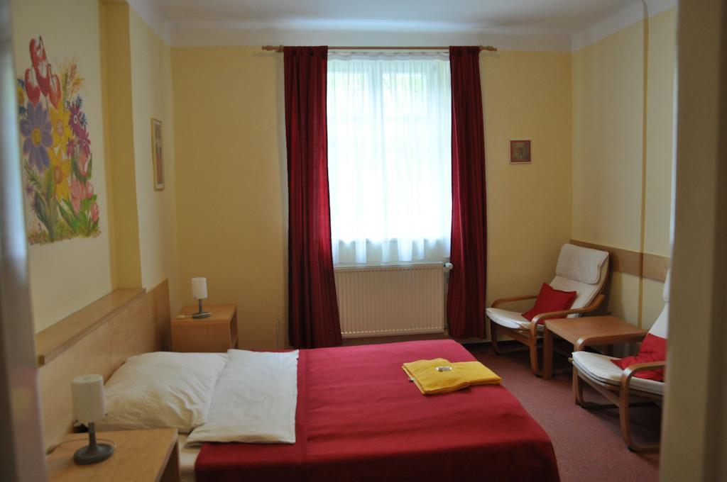 Lida Guest House Prague Room photo